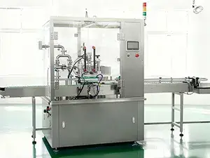 Llenadora monobloque automática