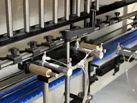 Llenadora de líquidos con bomba de engranajes