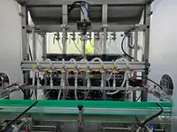 Llenadora de líquidos con bomba peristáltica